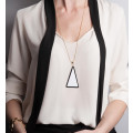 Long necklace "Triangle" in white and black color  - Poli Joias